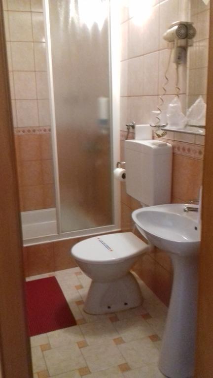 B&B Boem Požarevac Exteriör bild