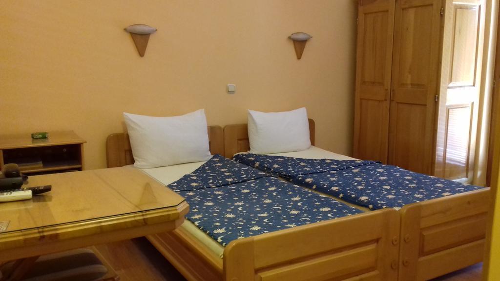 B&B Boem Požarevac Exteriör bild