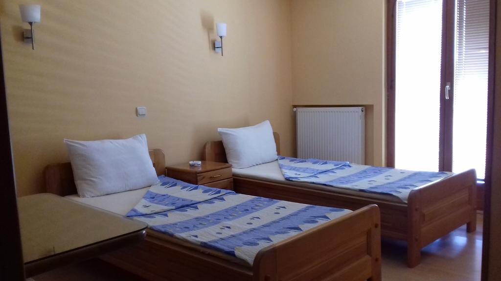 B&B Boem Požarevac Exteriör bild