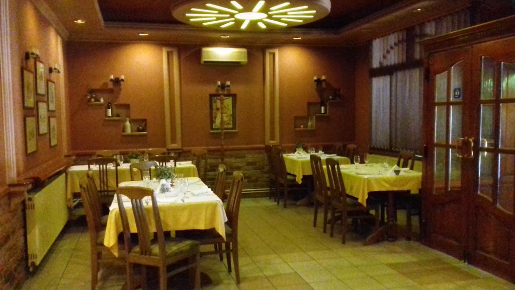B&B Boem Požarevac Exteriör bild